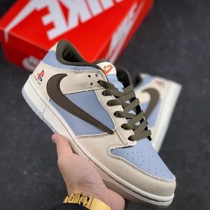 Nike Dunk low Travis Scott X PlayStation